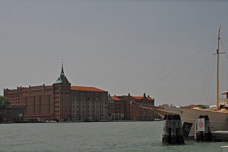 DSC_7047D.jpg