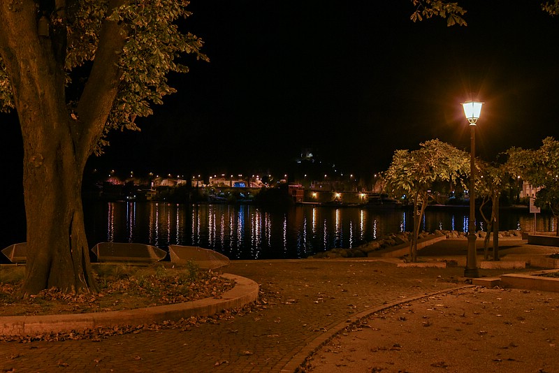DSC_3430RAW.jpg