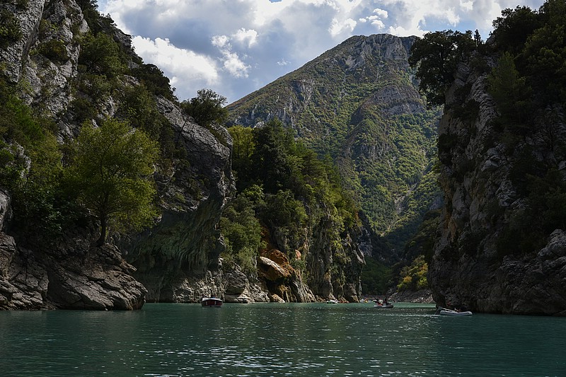 DSC_5074RAW.jpg