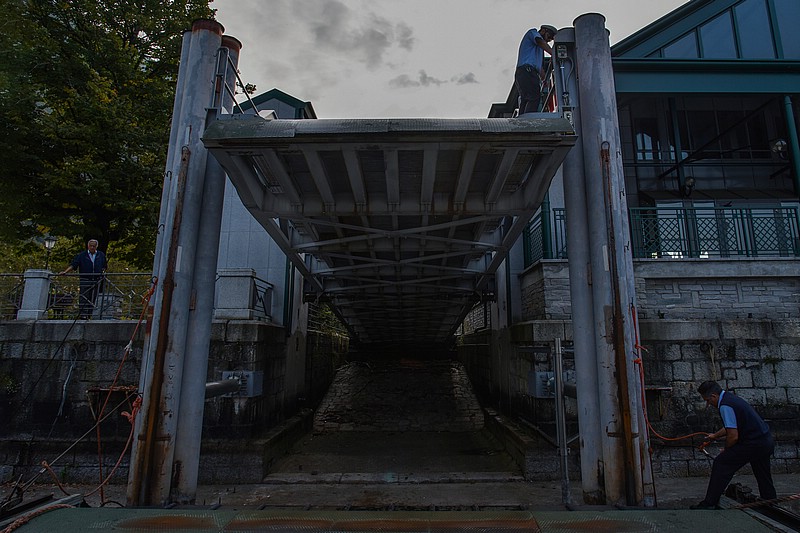DSC_5567RAW.jpg