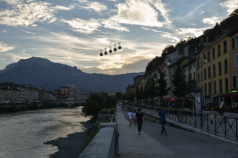 DSC_3240RAW.jpg