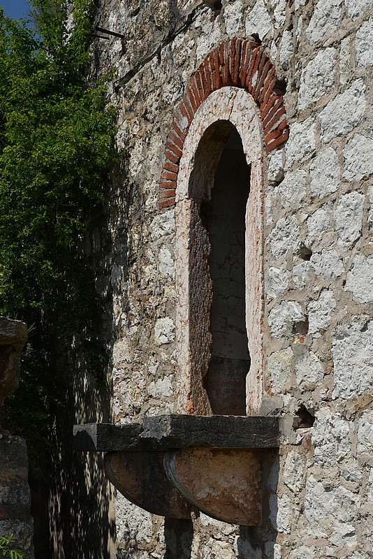 DSC_5524RAW.jpg
