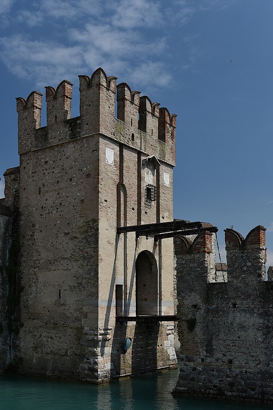 DSC_5929RAW.jpg