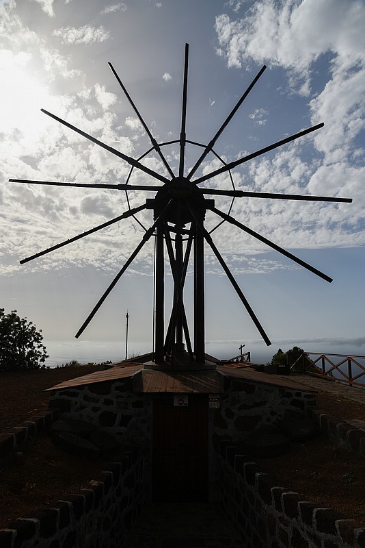 DSC_2248RAW.jpg