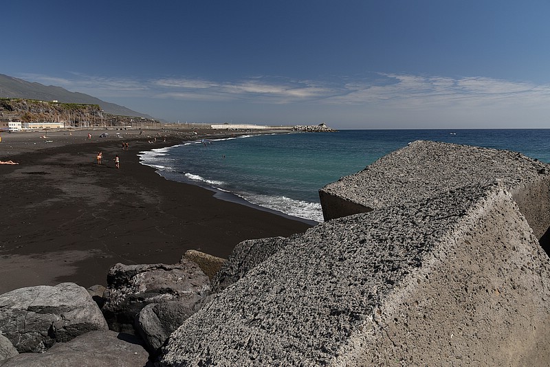 DSC_2562RAW.jpg