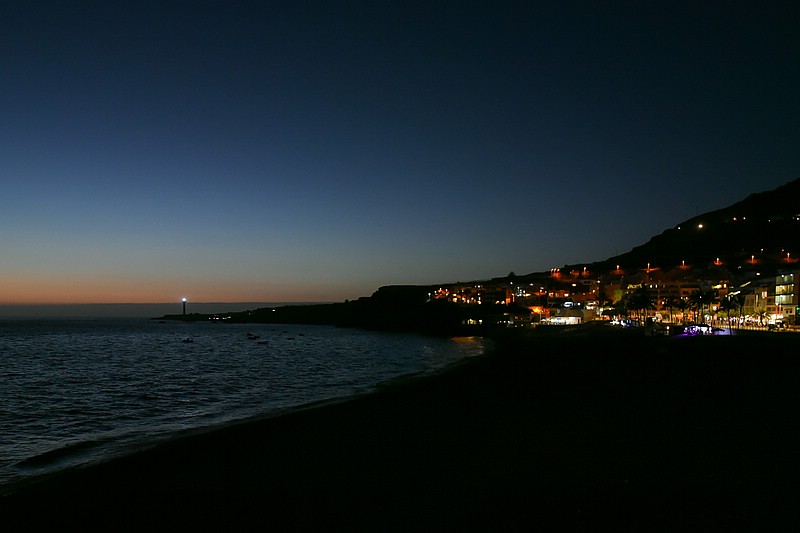 DSC_2575RAW.jpg