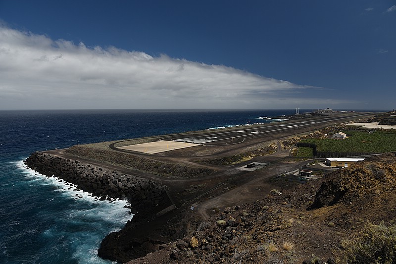 DSC_2721RAW.jpg