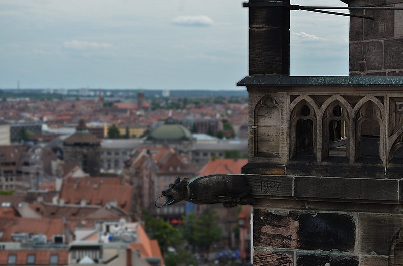 DSC_8032RAW.jpg